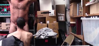 Hairy Daddy Pounds Skinny Twink’s Hole for Freedom
