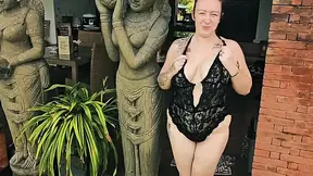 Jade Playing with Dildo in Shower