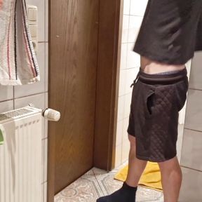 Masturbation in the bathroom of my buddy. Hopefully no one will catch me.