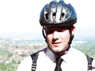 On a Mission to Entice U - S3:e4