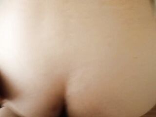 Nickyt4 follada en hostal lalin girl con gran culo, tetas naturales follada en cuatro por una gran polla