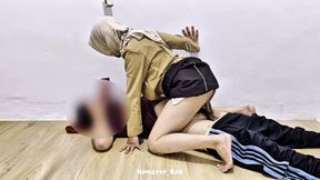 18+ Muslim *** Girls Learn to Fuck with Gardener at School