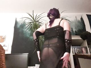 Purple haired Crossdresser wanna tease his ramrod an butt