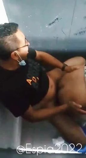 MALE VOYEUR 33