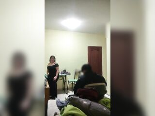 VENEZUELAN HOUSEWIFE BANGED