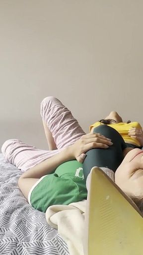 Me Encanta Que Me Aplaste Para Sentir Sus Tacones Y Su Culo En Mi Cara Hasta Que Se Viene