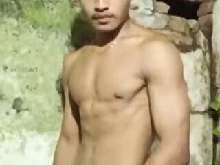 Amateur Fit Guy Likes To Jerk Off