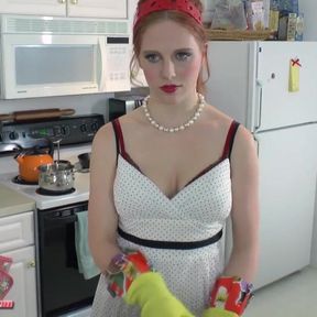 Ashley Fires SciFi Dreamgirls #8: Rosie the robot milk dispenser