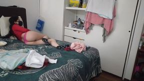 Real Amateur Sexy Laura Is Caught Touching Herself so She Decides to Get Fucked Since She Is Very Excited Beautiful Sexy Woman