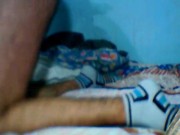 Jalandome la verga y jugando con mi culo peludo