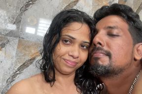 FIRST TIME SECRETLY CAUGHT MUMBAI STEPSISTER BATHING