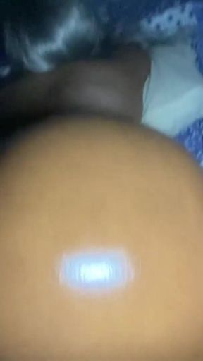Huge Ass Stepmom Spreads Her Legs Up For Her Stepson To Slit Her Pussy In The Room   Clip 1