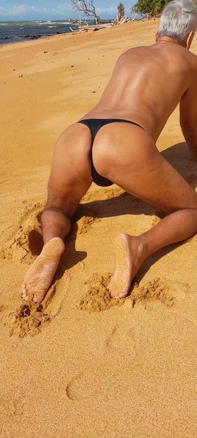 Ladysilva on the beach in panties showing off her hot ass