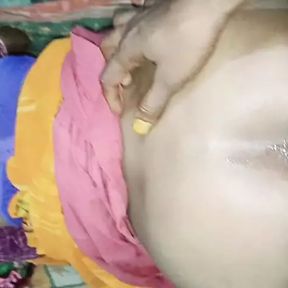 Pati ke kam par Jane ke bad ganw ki Puja bhabhi ne boy freand ko bulya our sex kiya