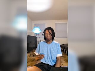 Training my transfem butt (part/day1)