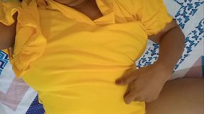 SEXY HOUSEWIFE JUST WANTS TO INSERT HER FINGERS INTO HER WET PUSSY