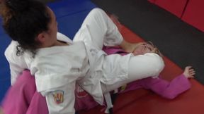 Axel vs Juliana Gi Feet