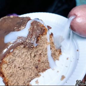 food porn fantasy. Eating my cake with cum