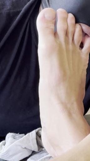 Alpha Has Sub Foot Worship Session