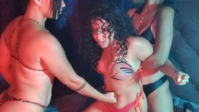 Punching Neryl: Bikini 2vs1