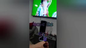 dios mio gracias que suerte !!! estreno a mi amiga y tuvo que pagar penitencia sexual por apuesta en la final. y lo mejor se dejo grabar !!!