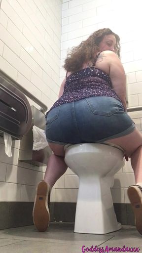 Horny Big Ass MILF Using Public Toilets