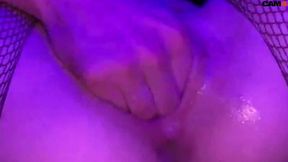 Sharon White & Sharon Rubs One Out Until She Shakes