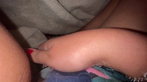 Morning masturbation! Toy made her pantyhose soaking wet fast!
