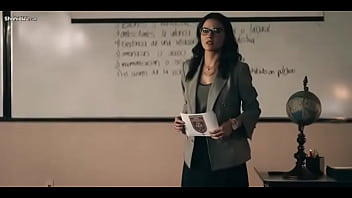 Sex scenes from series translated to arabic - Dark Desire.S02.E03