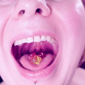 Eating Chewing Fetish: Giantess Vibes. No Chances for Little Jelly Teddybears! Arya Grander