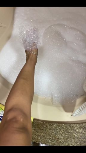 Bath Tub