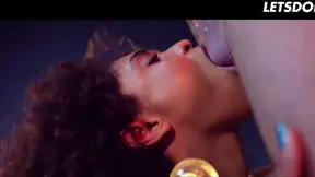 Sloppy deepthroat from curly-haired ebony babe
