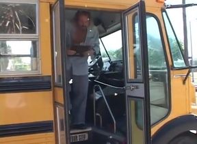 The driver fucks me in the bus