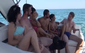 partie coquine sur le bateau
