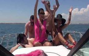 partie coquine sur le bateau