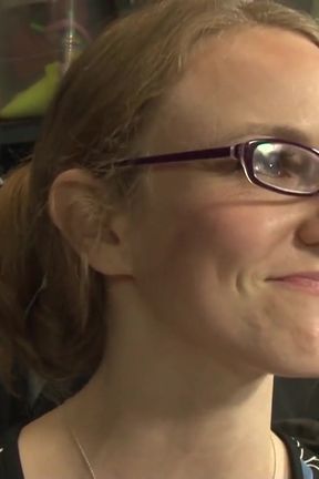 Urban girls have lesbo sex