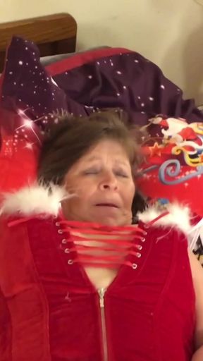 Thrilling moment from &quot;Granny Carmen Claus Official Sex Toy Tester: Fuck Machine 11 24 2024 CAMS5M&quot;