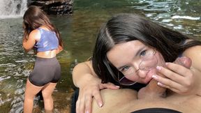 Date in MAGICAL and DISTANT PLACE with adventurer ends in OUTDOOR sex