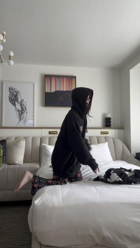 Teasing u in my hotel room (pt 1)