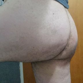 Im so horny - my ass needs a daddy&#039;s cock