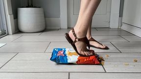 Ruffles chip smash in sam Edelman sandals