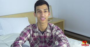 A Q&amp;a with Sexy New Guy Lukas