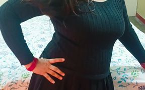 Tamil Hot Step Sister Showing Her Butter Body