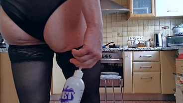 What is happening Behind the Stage at Sissy Slut Kitchen at the Morning
