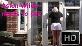 aston wilde needs to pee