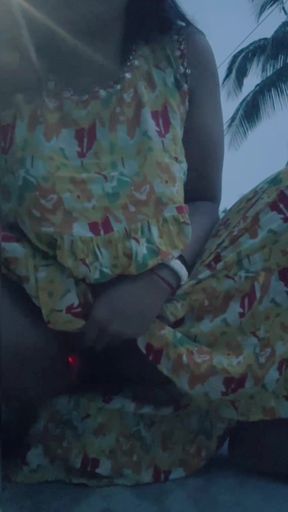 Desi Bhabhi Fuck with Vibrator
