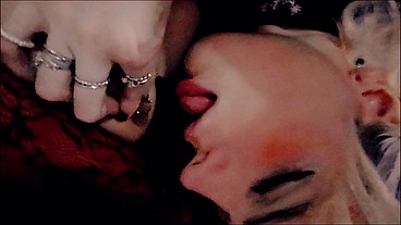 HOT YOUNG SHEMALE AND FEMBOY SENSUAL FROTTING SESSION - FEMBOY DORIAN DRAKE