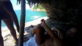 largados e pelados porno !!! ilha fernando de noronha brazil . paty bumbum - alex lima