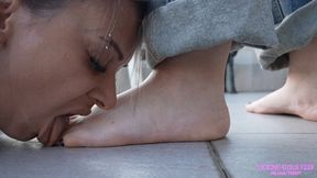 MARY - I'll let you know who you belong to! (HD)