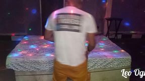 fui visitar o puteiro do edu em anchieta rj,acabei comendo mary bombom no meio do salao! (rua jose lourenco n°6) inf:(21)98534-2887